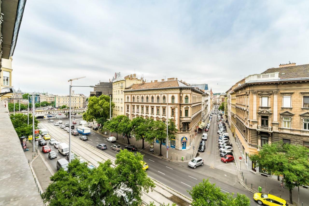 Bpr Luxe De Noir Et Blanc Apartment Budapest Kültér fotó